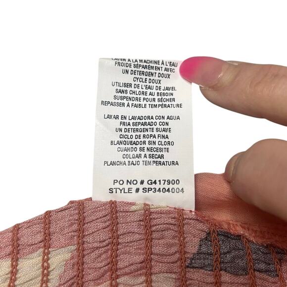 O’Neill Pink Geometric Smocked Crop Top XS Tie Strap Tank NWT - Picture 8 of 8